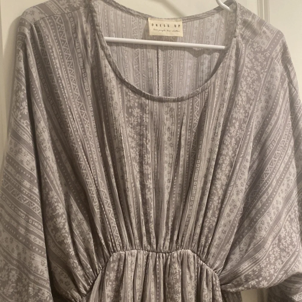 Boutique Gray Dress - Picture 4 of 5